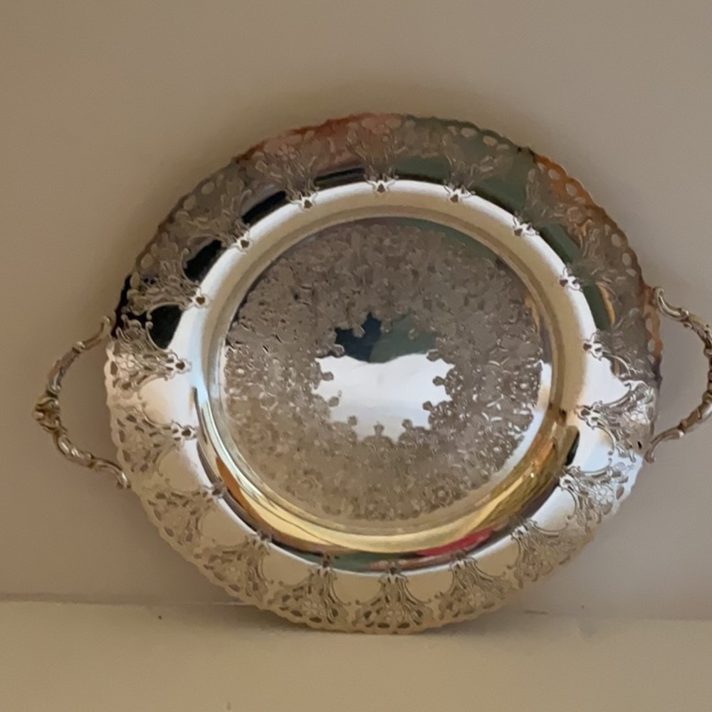 Rosalie Canada Elegant Silver Plated Serving Tray